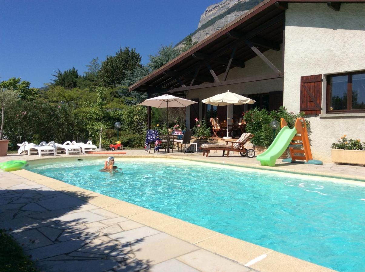Villa Avec Vue Biviers Екстер'єр фото